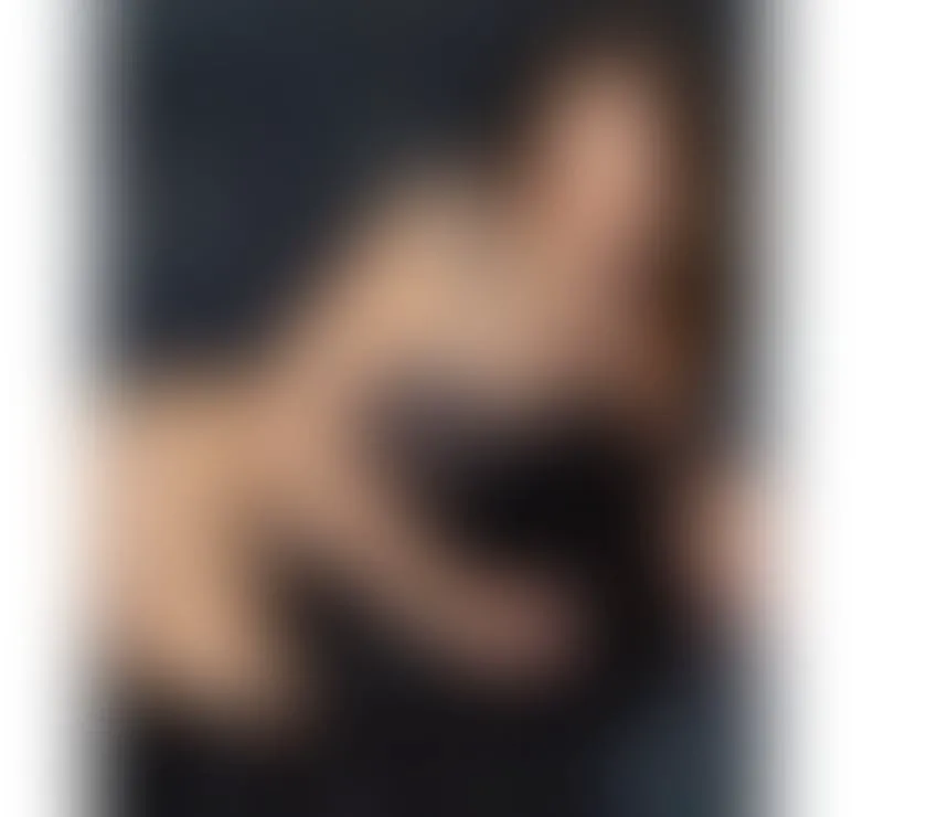 Escorts Glasgow, Scotland Beautiful Brazilian TS with Gorgeous Curves