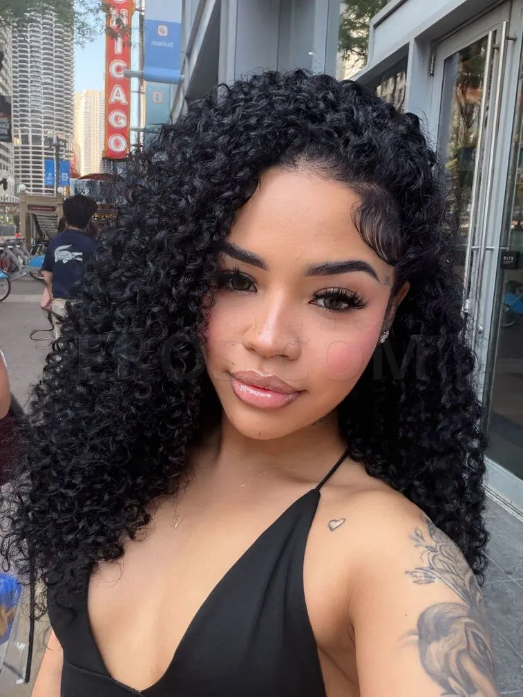 Escorts Chicago, Illinois Hennessy Latina
