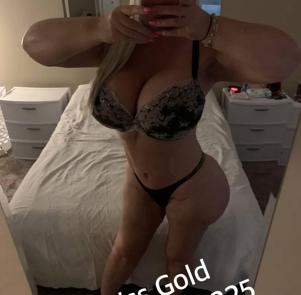 Escorts Brandon, Manitoba Alexiss Gold