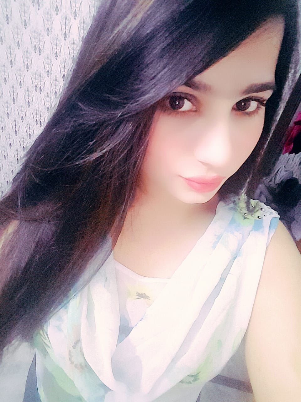 Escorts Dubai, United Arab Emirates Roshni