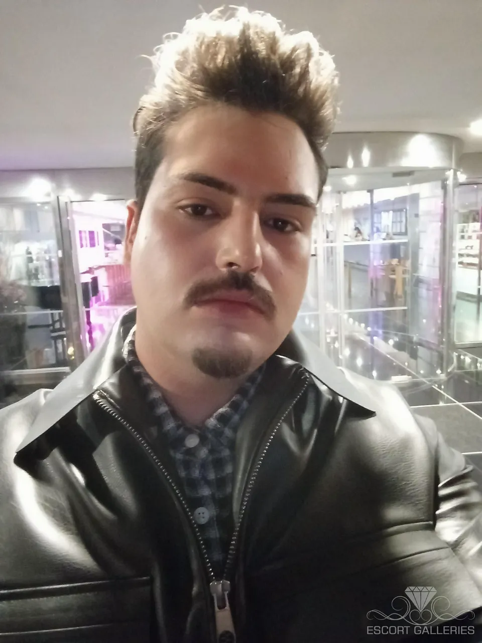 Escorts Lisbon, Portugal Daniel Candy