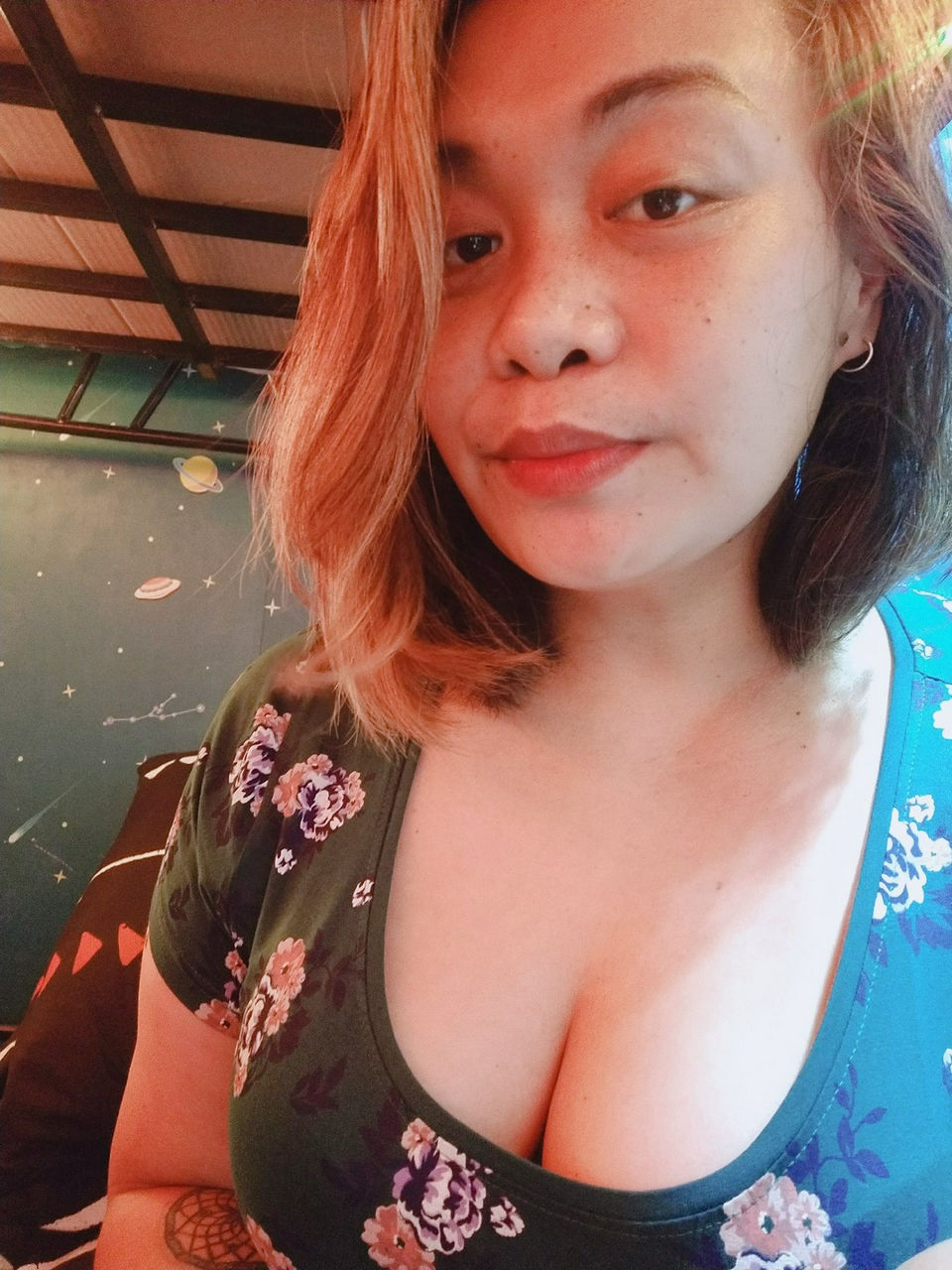 Escorts Makati City, Philippines Tattooed Curvy for Outcall