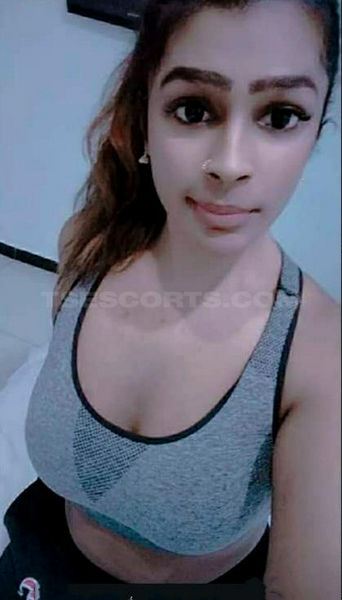 Escorts Kuala Lumpur, Malaysia Reena Indian Ts