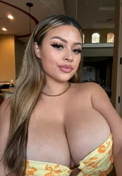 Escorts Little Rock, Arkansas Enjoy Luxurious Bodywork & Melt Away Tension