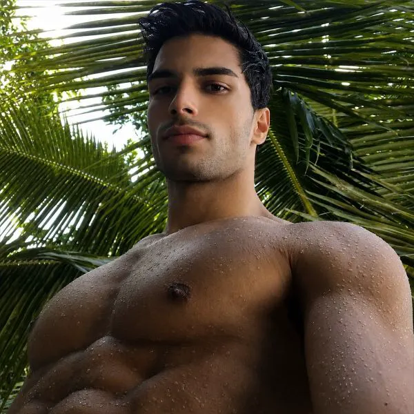Escorts Hilo, Hawaii Elyohon