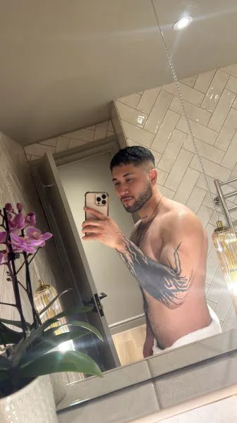 Escorts London, England David_colombian