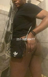 Escorts Montgomery, Alabama "Chi" looking for a good tyme