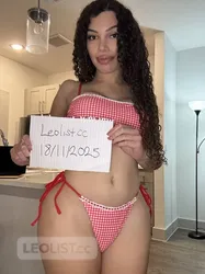 Escorts Mississauga, Ontario Caressa