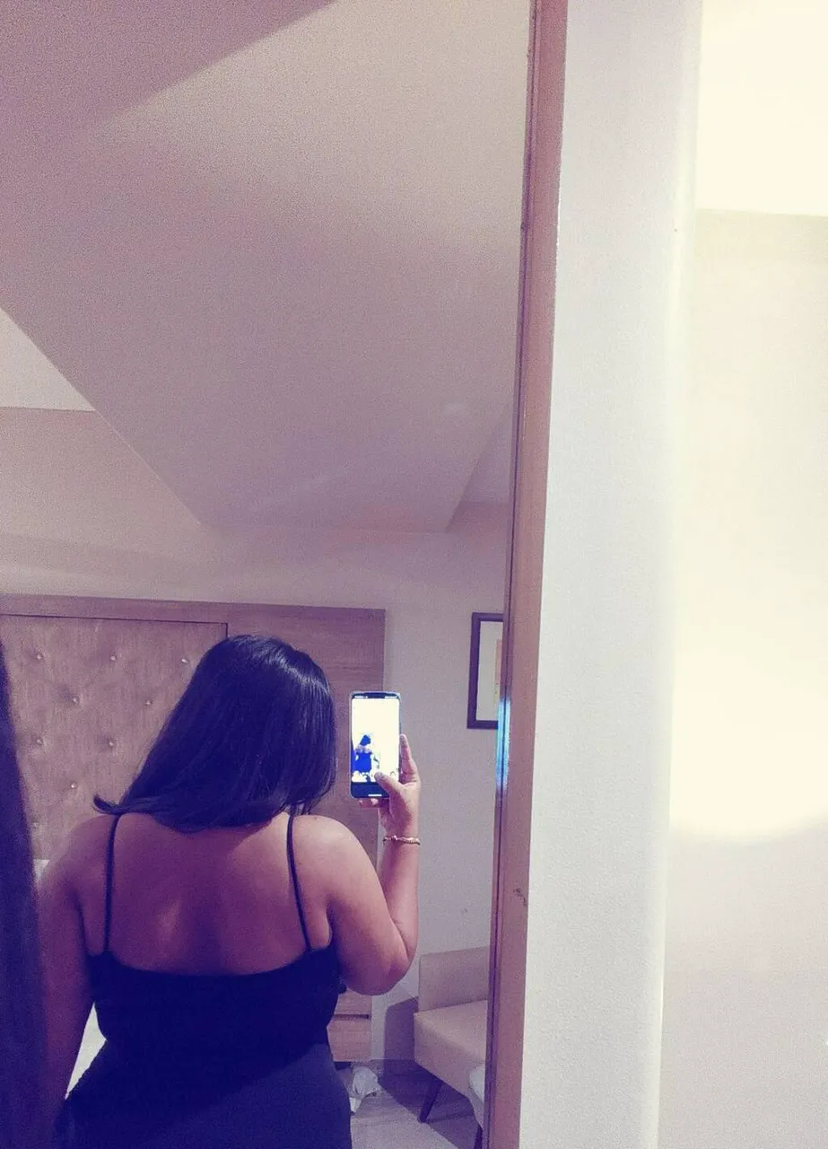 Escorts Brampton, Ontario Javni