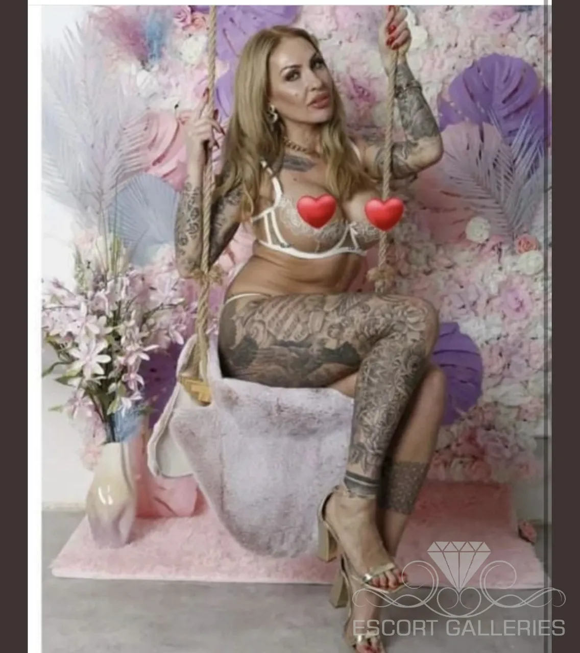 Escorts Koeln, Germany Tina Naturgeill