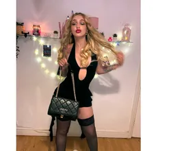Escorts Coventry, England Vivi * Hot Sexy Brazilian Blonde *