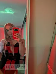 Escorts Vancouver, British Columbia Loona
