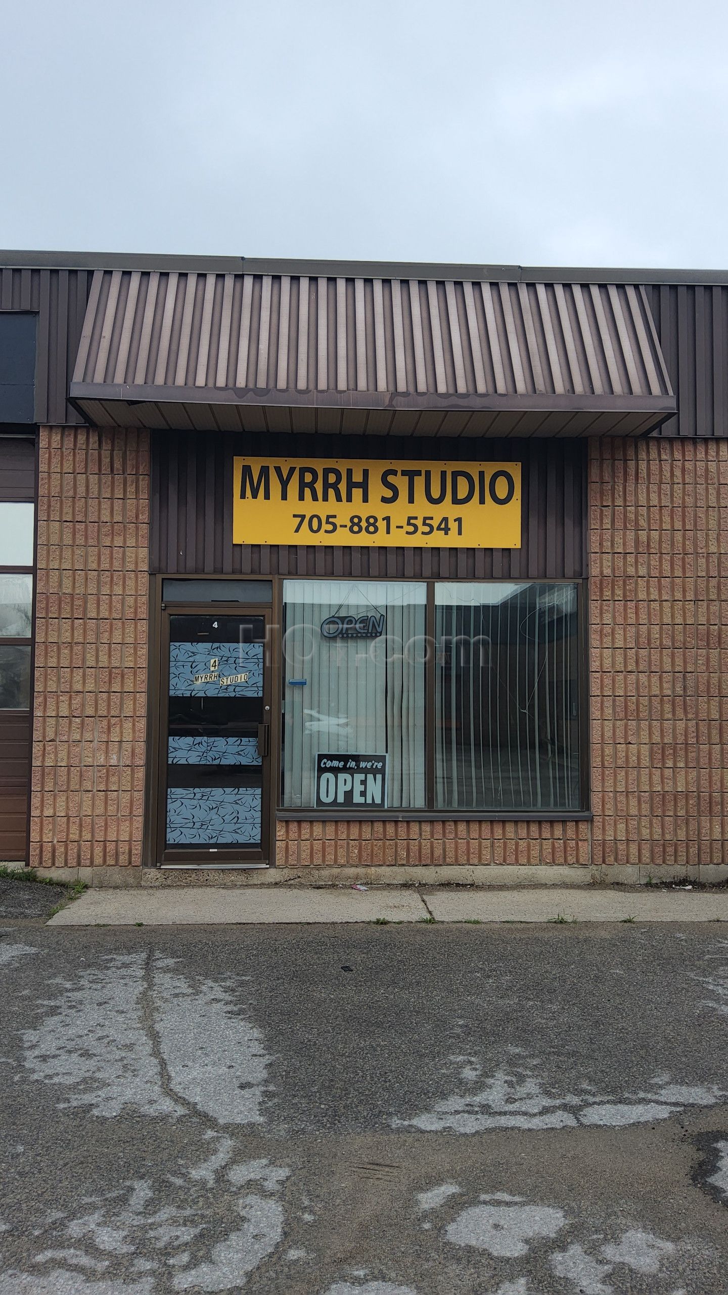 Barrie, Ontario Myrrh Studio