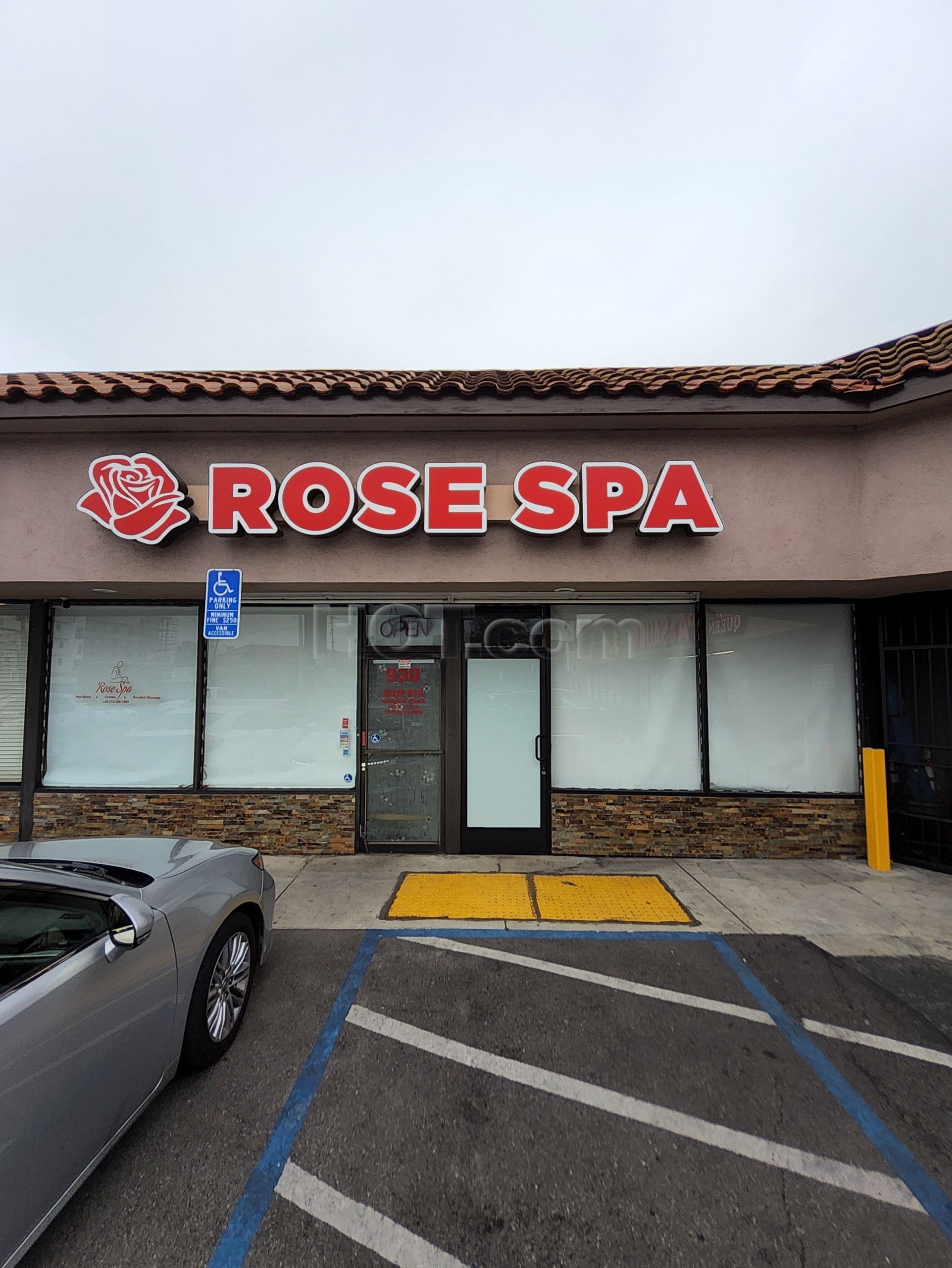 Los Angeles, California Rose Massage