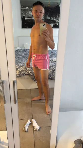 Escorts Geneva, Switzerland PavelW
