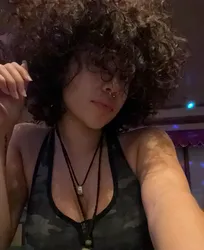 Escorts Fredericton, New Brunswick Brenda