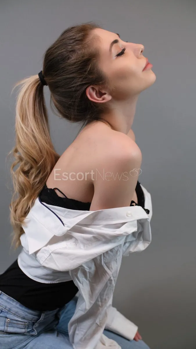 Escorts Turkey VIOLLA