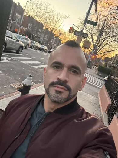 Escorts New York City, New York Come Curious, Leave a puddle!