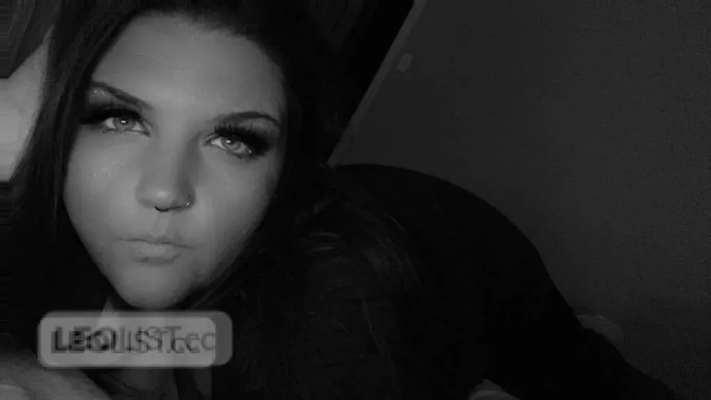Escorts Cornwall, Ontario Sav