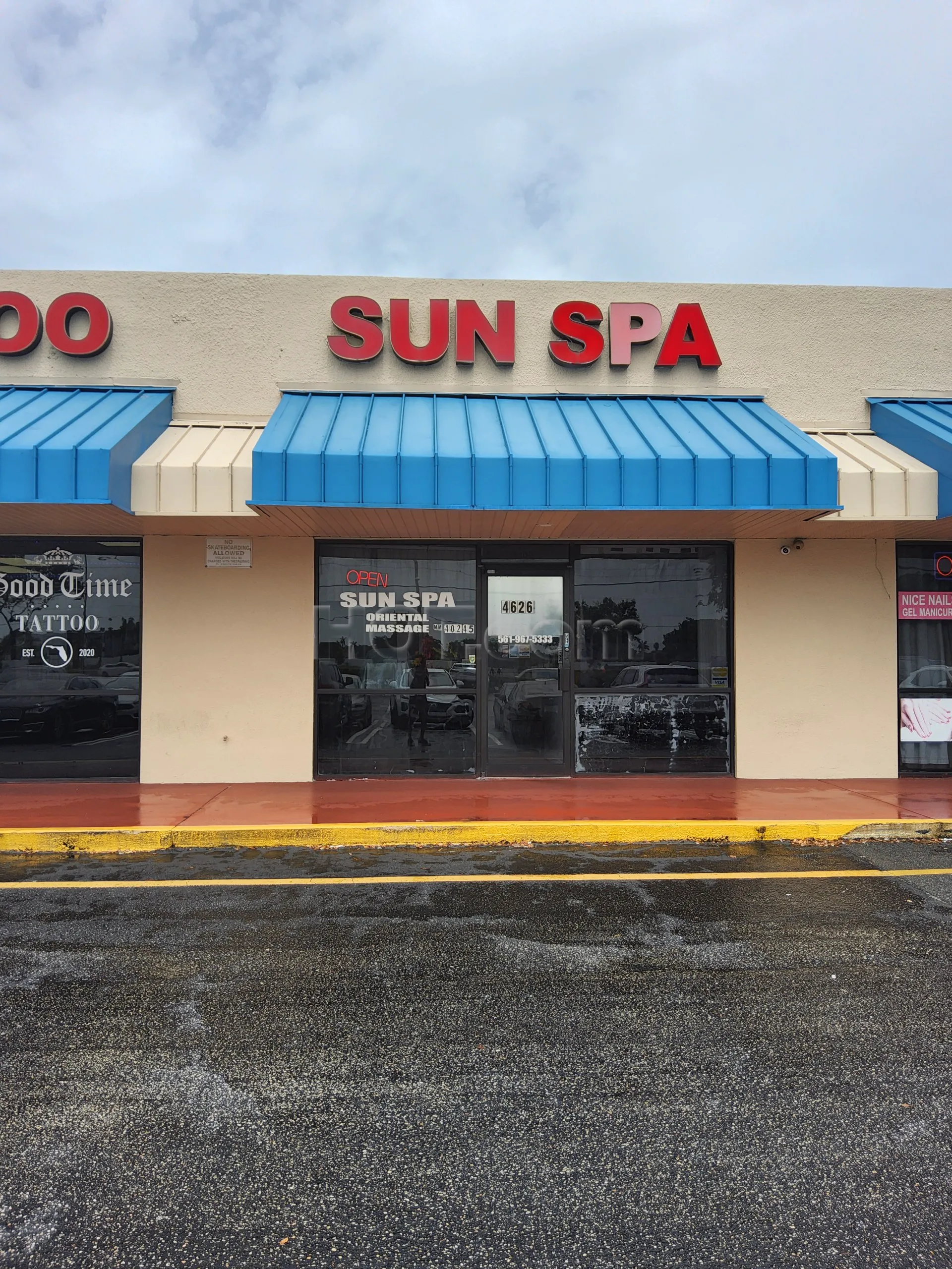 Lake Worth, Florida Sun Spa