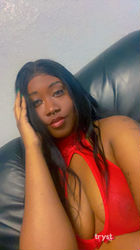 Escorts Ohio Naomi Porter | Who wants a tall glass of me