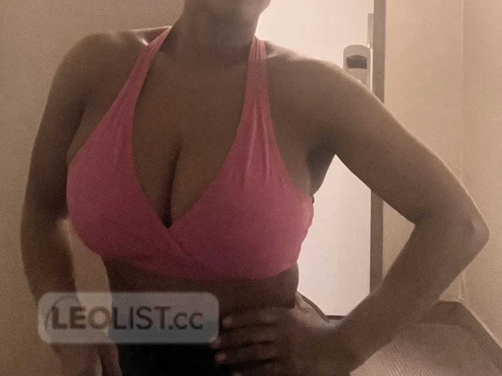 Escorts Cambridge, Ontario Melina