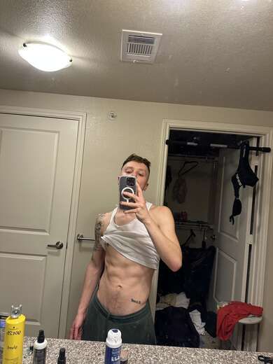 Escorts Austin, Texas chill vers athletic twink