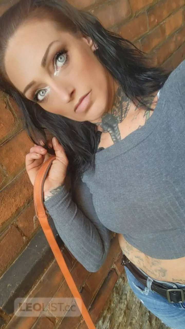 Escorts Hamilton, Ontario Mistress Bobbi