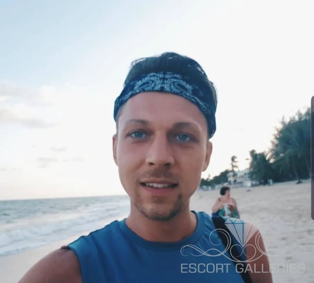 Escorts Berlin, Germany null