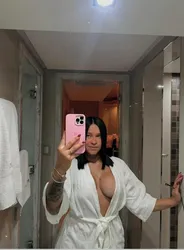 Escorts Naples, Florida Mía🐩💋