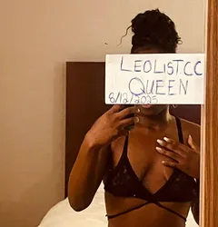 Escorts Niagara Falls, Ontario Queen