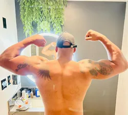 Escorts Minneapolis, Minnesota VersJockJ