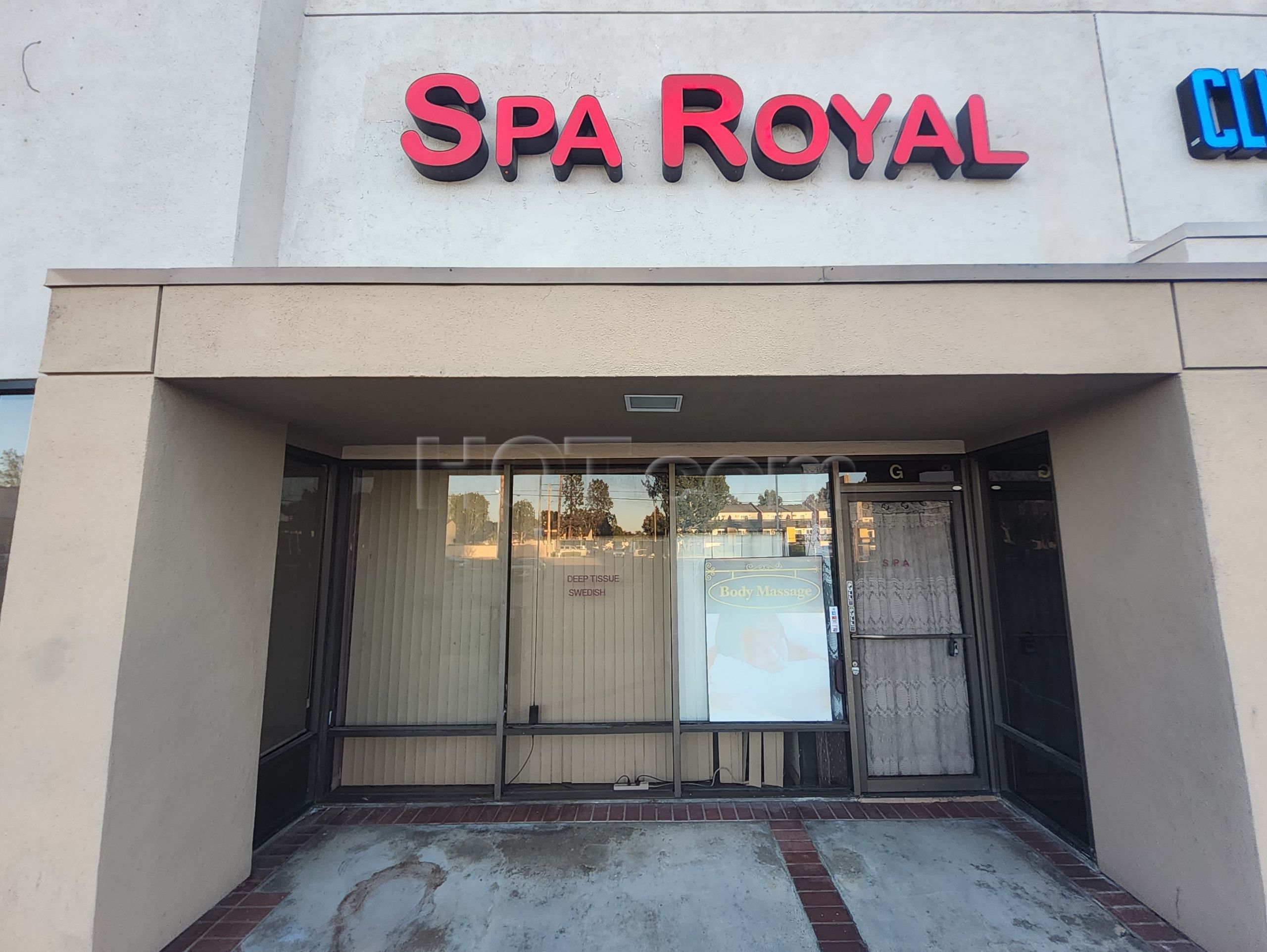 Orange, California Spa Royal