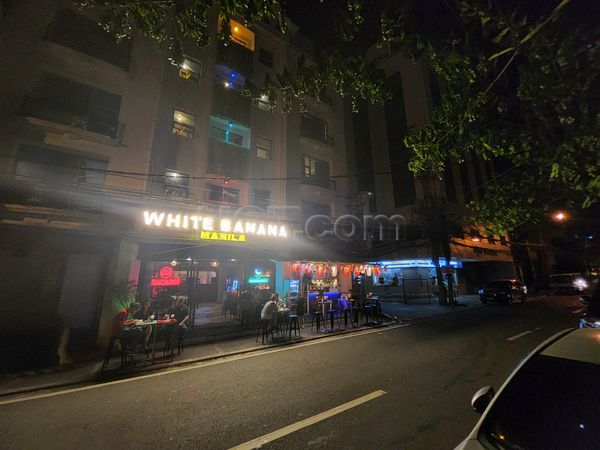 Freelance Bar Manila, Philippines White Banana