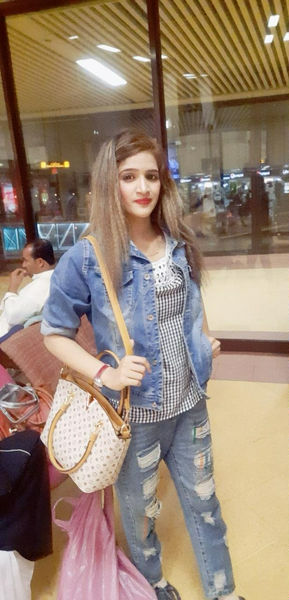 Escorts Dubai, United Arab Emirates Sapna Indian Student