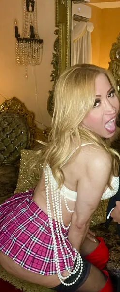 Escorts Miami, Florida Lesly