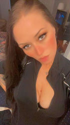 Escorts Tacoma, Washington Welcome home honey...(QV & HHR specials available until 2 a.m.)  36 -