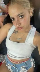 Escorts Portland, Oregon EVERYTHING WET HEAD WET PUSSY WET LETS MAKE A BET - 22