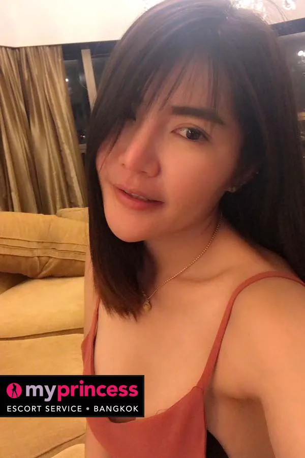 Escorts Bangkok, Thailand Awesome Adult Escort Yahoo GFE Receiving Golden Shower