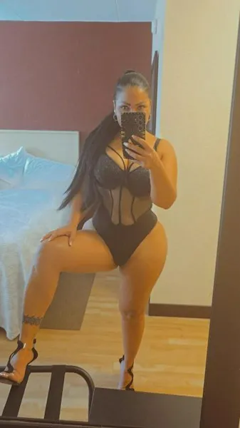 Escorts Sarasota, Florida Carla 🍑  puerta trasera