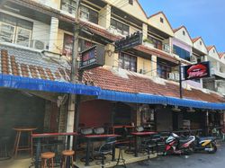 Beer Bar Pattaya, Thailand Nan's Place