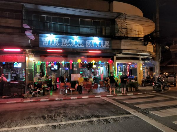 Beer Bar / Go-Go Bar Chiang Mai, Thailand Win Rock Style