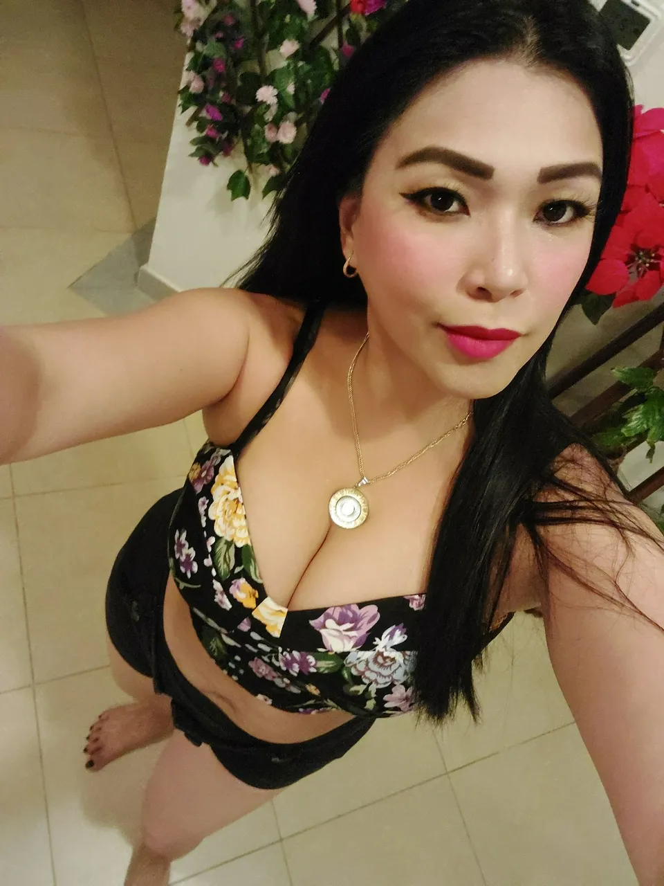 Escorts Dubai, United Arab Emirates Pinay Big Boobs