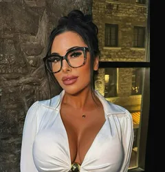 Escorts Montreal, Quebec Penny Morelli
