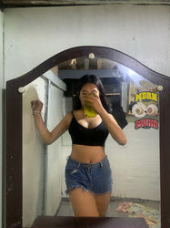 Escorts Makati City, Philippines Crystal for cumshow
