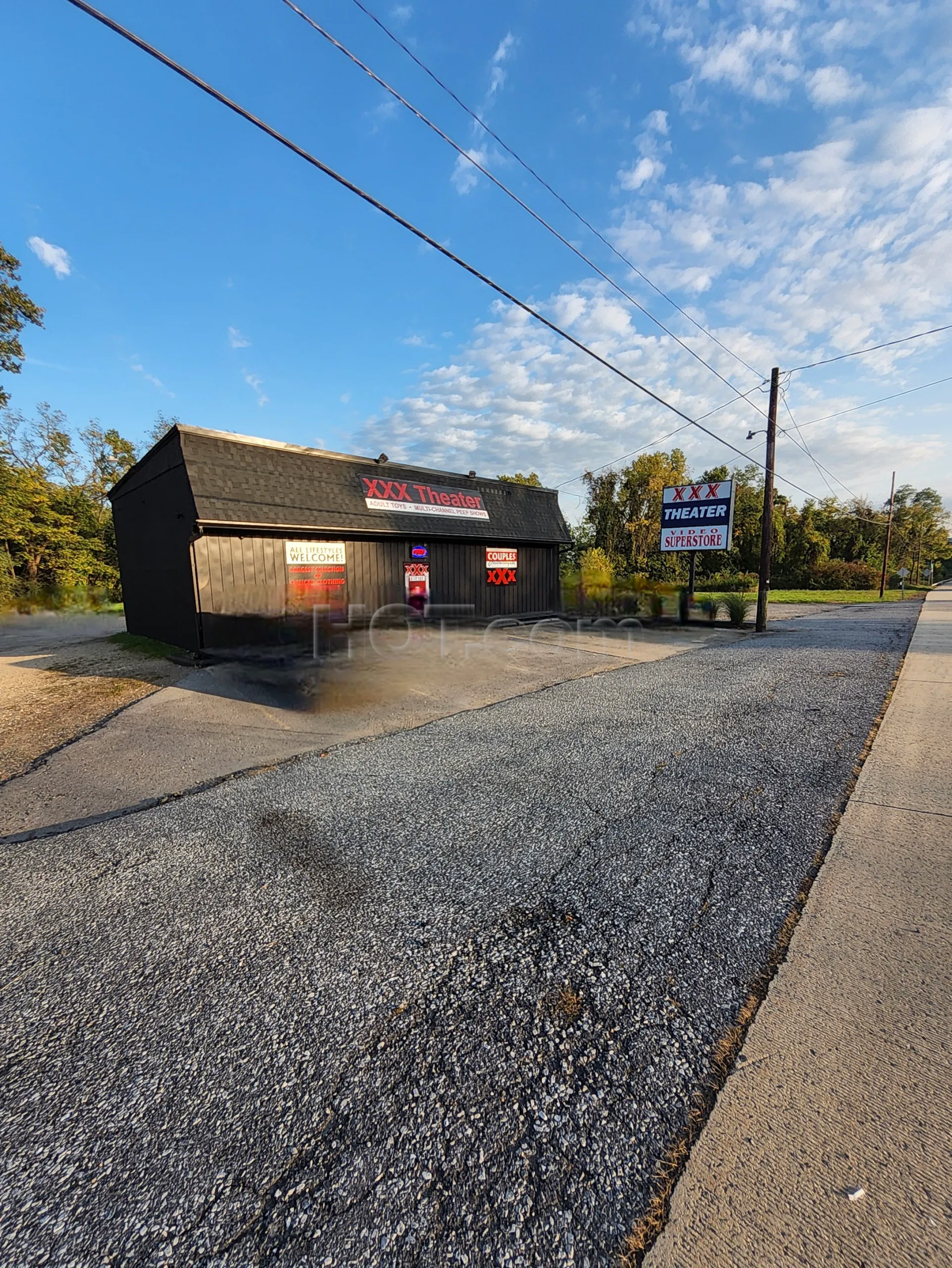 Liverpool, Pennsylvania Adult World