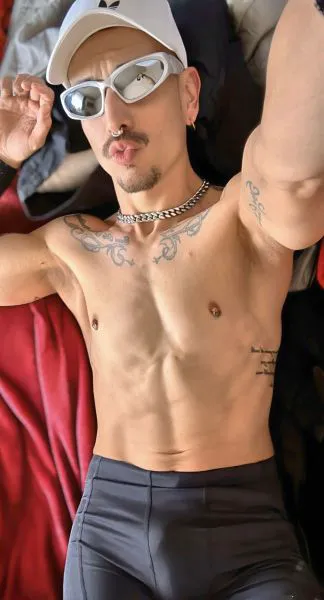 Escorts Sydney, Australia LatinoStudPiggy