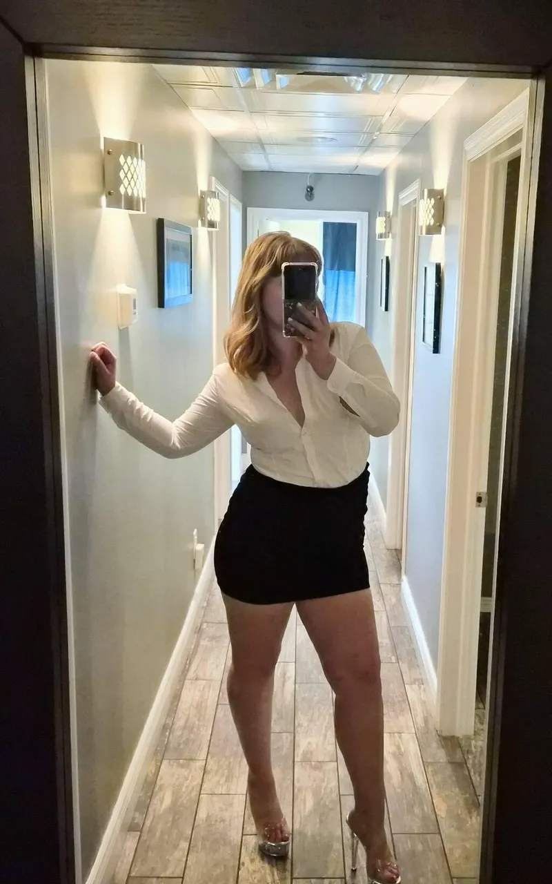 Escorts Niagara Falls, Ontario Daisy Whyte