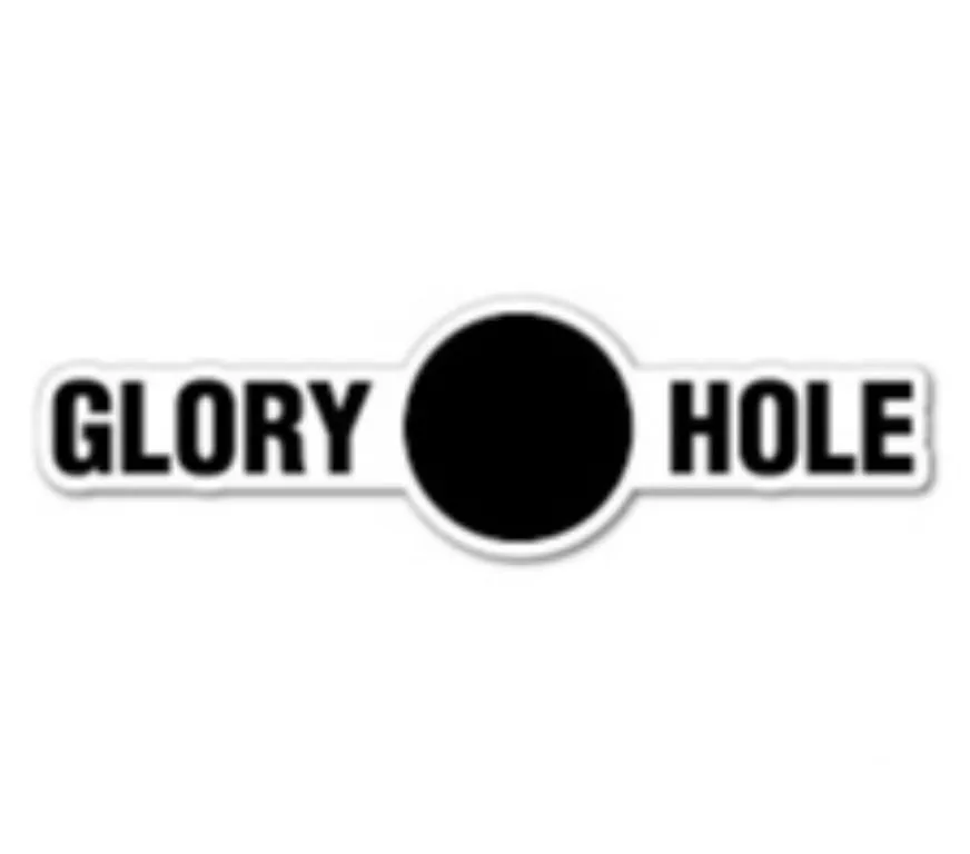Escorts Norwich, England GLORY HOLE - NORWICH - discrete & anonymous fun offered