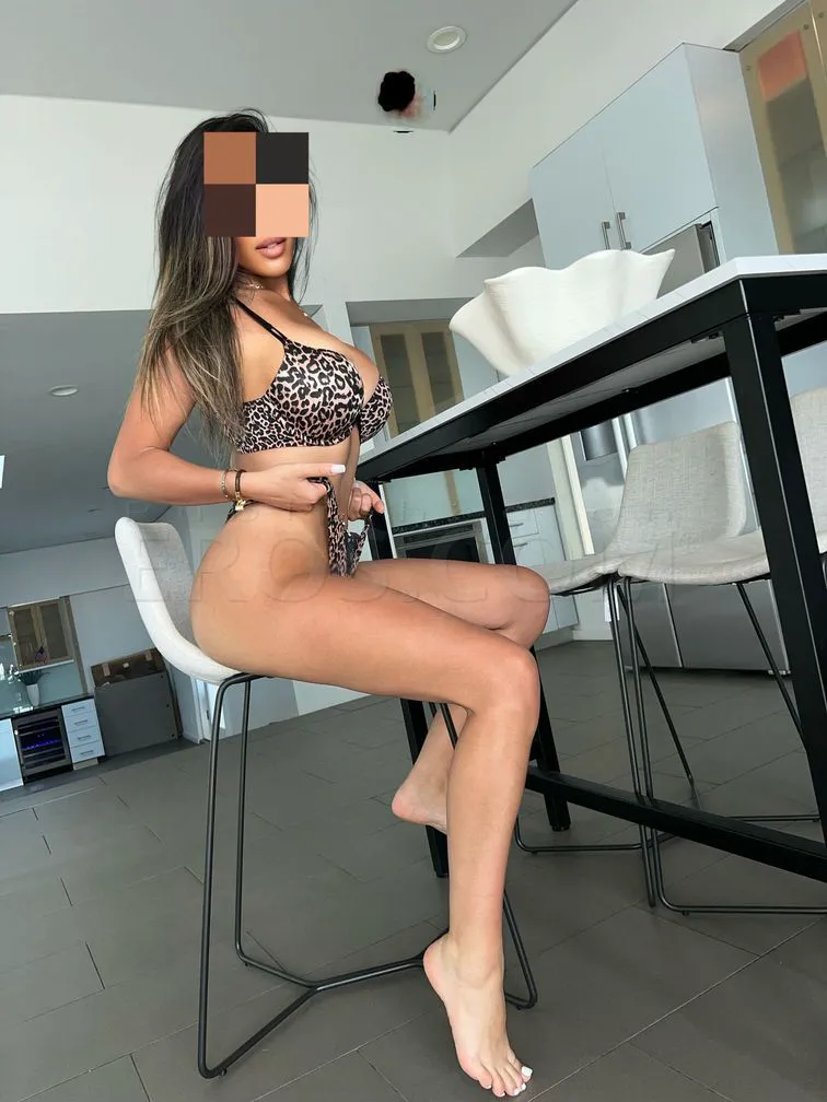Escorts New York City, New York Sasha Addison